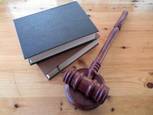 Jaké kauzy řeší nejčastěji advokát na obchodní právo?